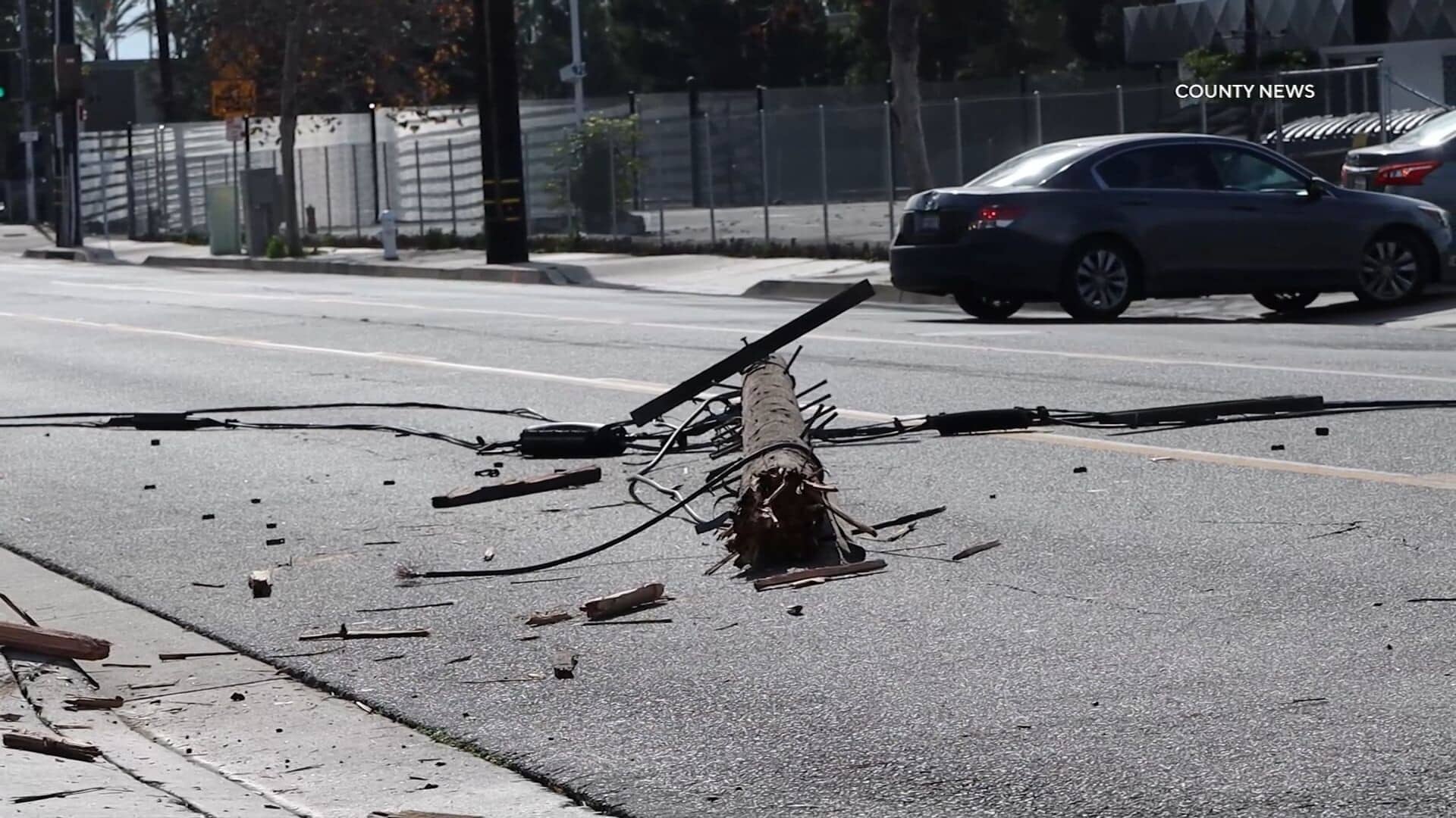 Santa Ana: Solo Vehicle Crash Knocks Down Utility Pole - CountyNews.TV
